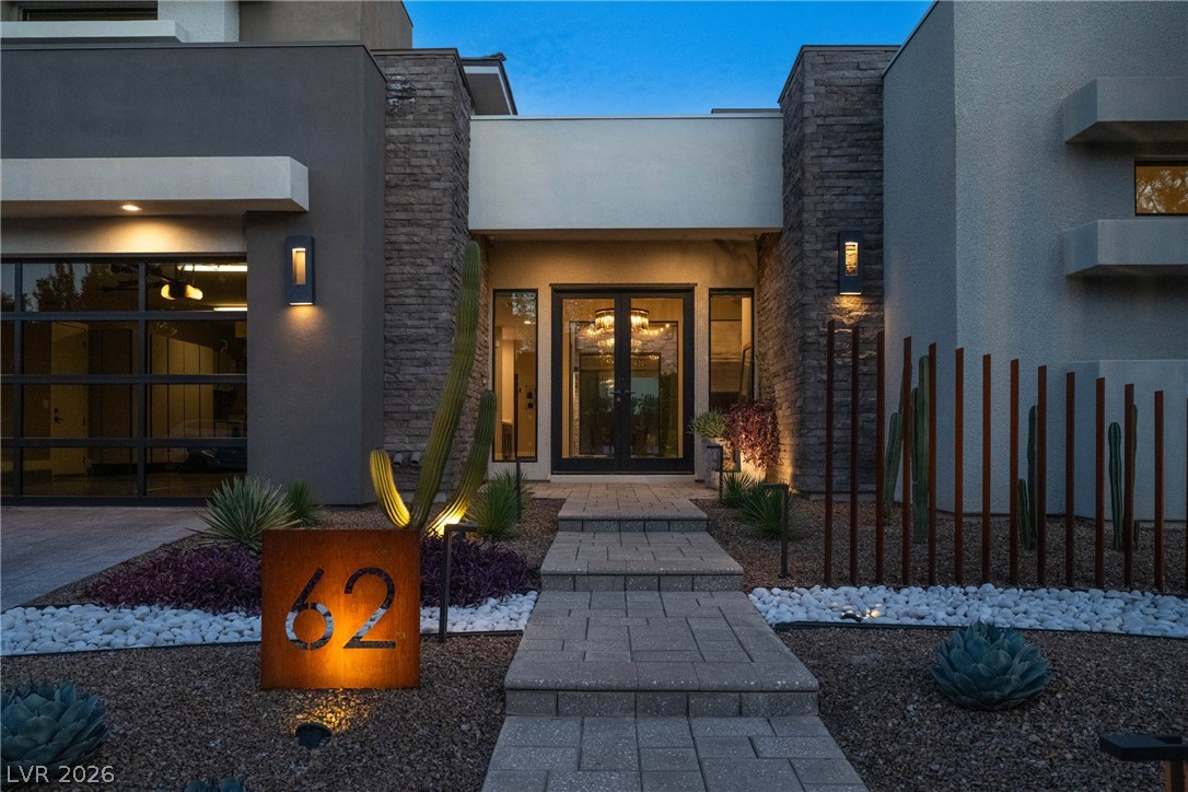 62 Grey Feather Drive