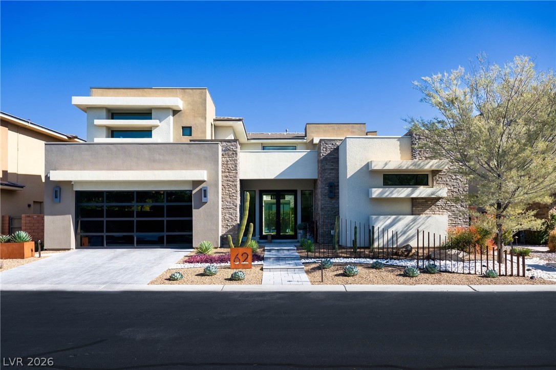 62 Grey Feather Drive