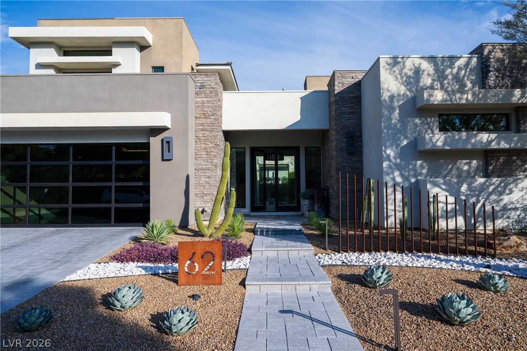 62 Grey Feather Drive