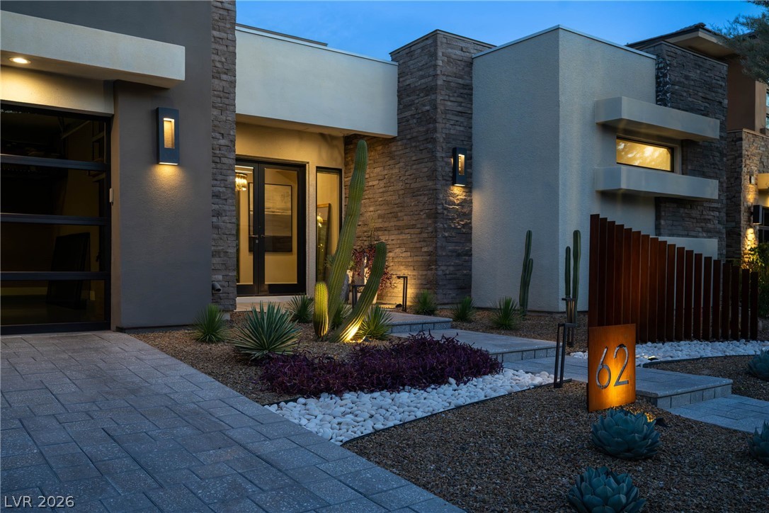 62 Grey Feather Drive