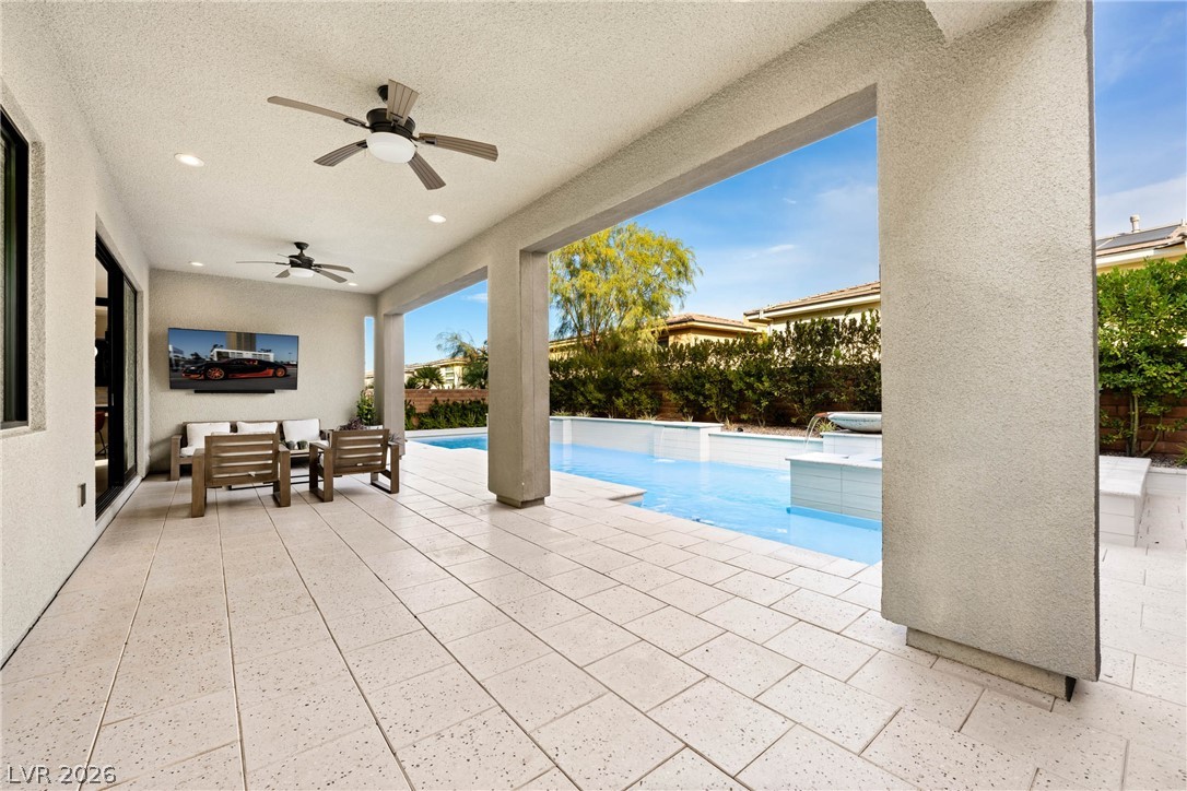 62 Grey Feather Drive