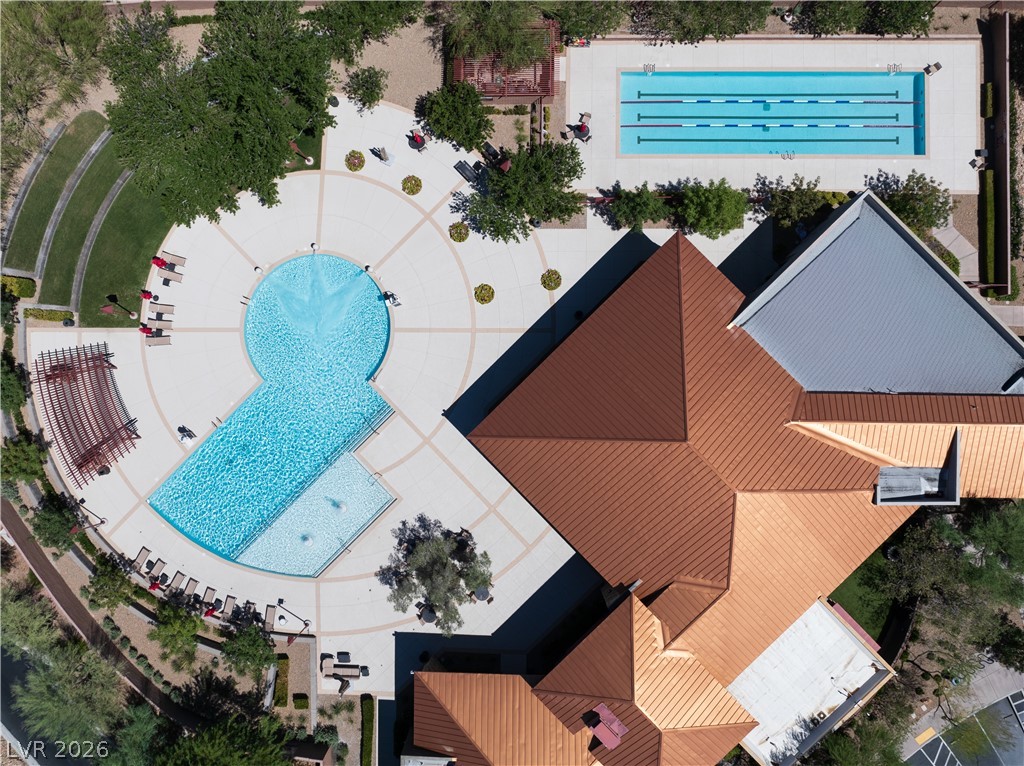 62 Grey Feather Drive