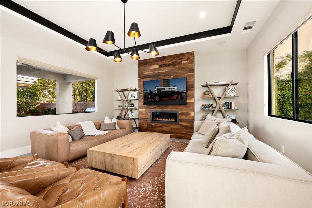 62 Grey Feather Drive