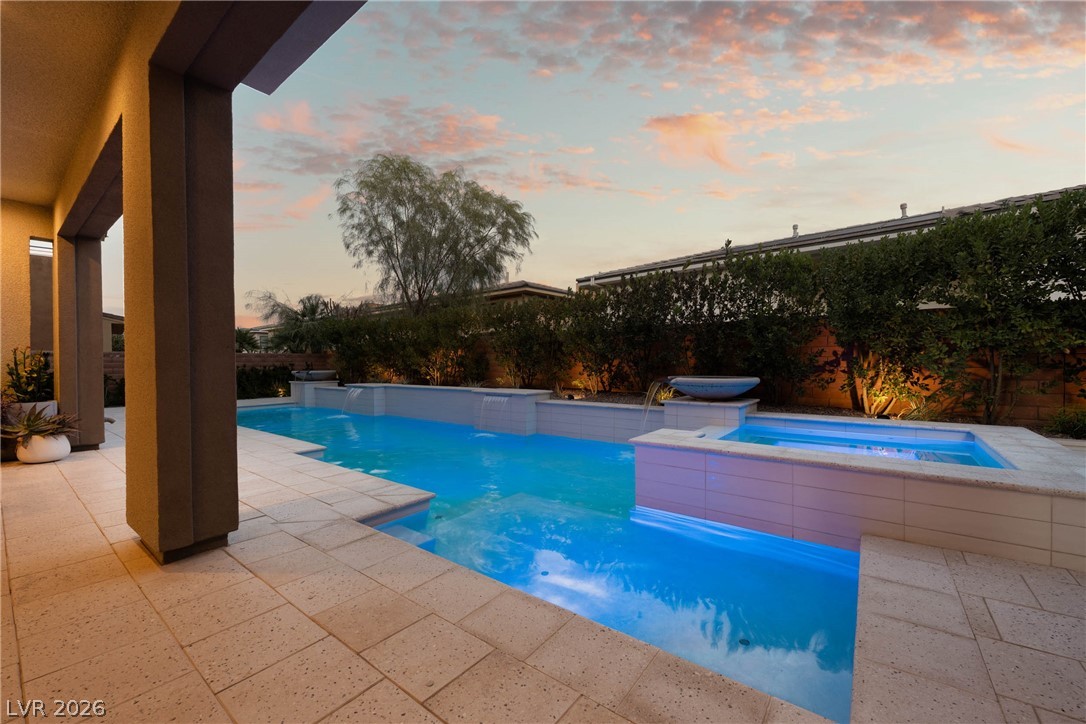 62 Grey Feather Drive