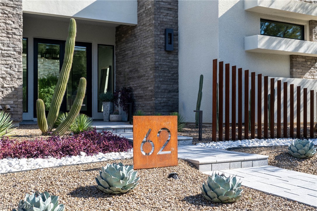 62 Grey Feather Drive