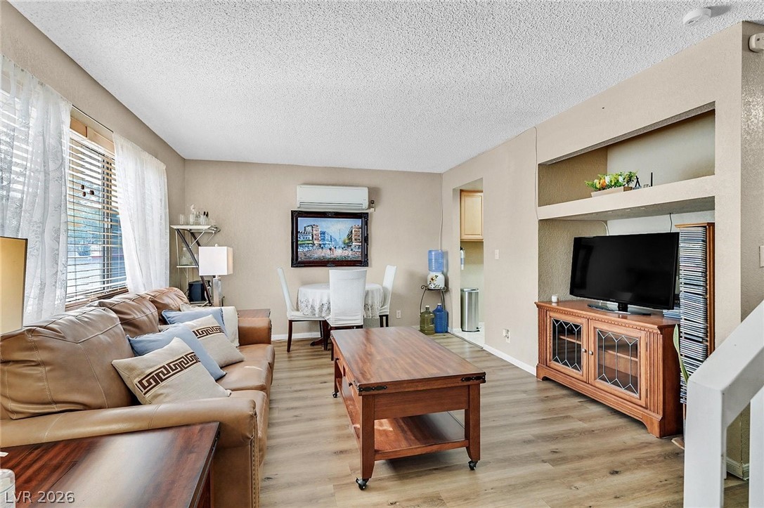 100 South Crestline Drive 65