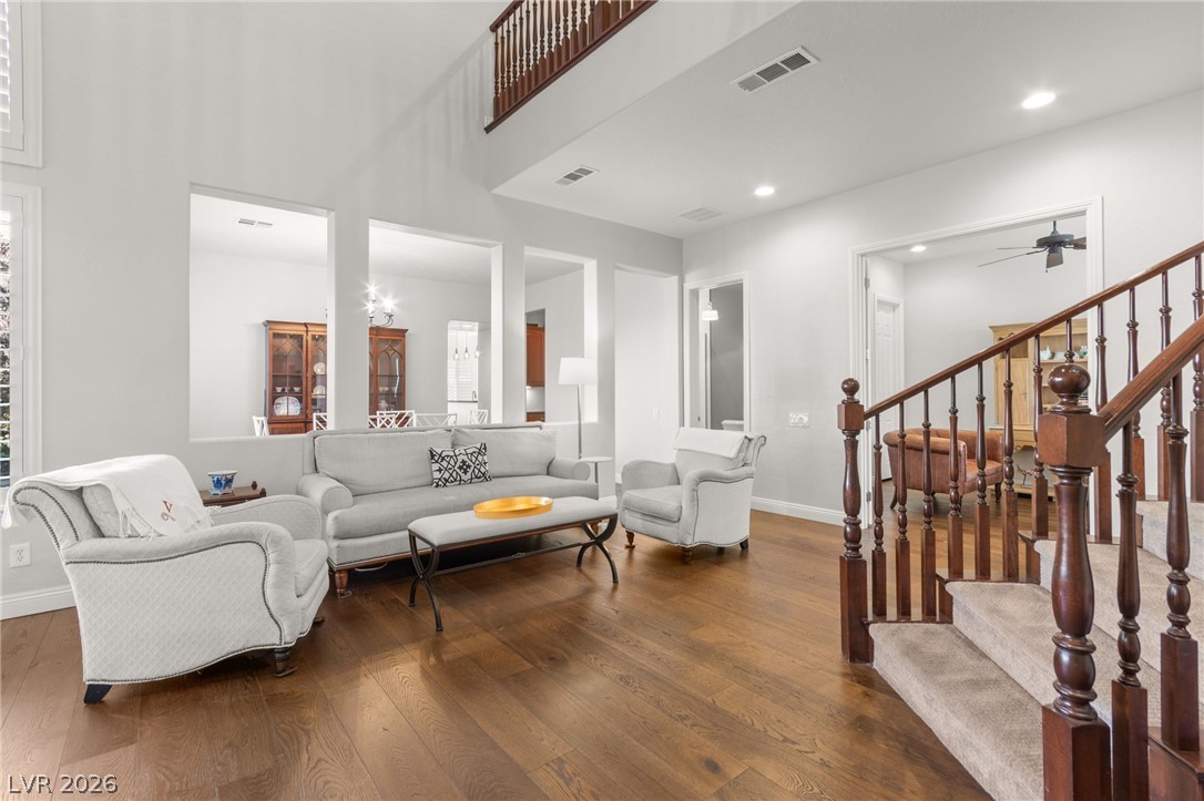 2524 Dornoch Lane