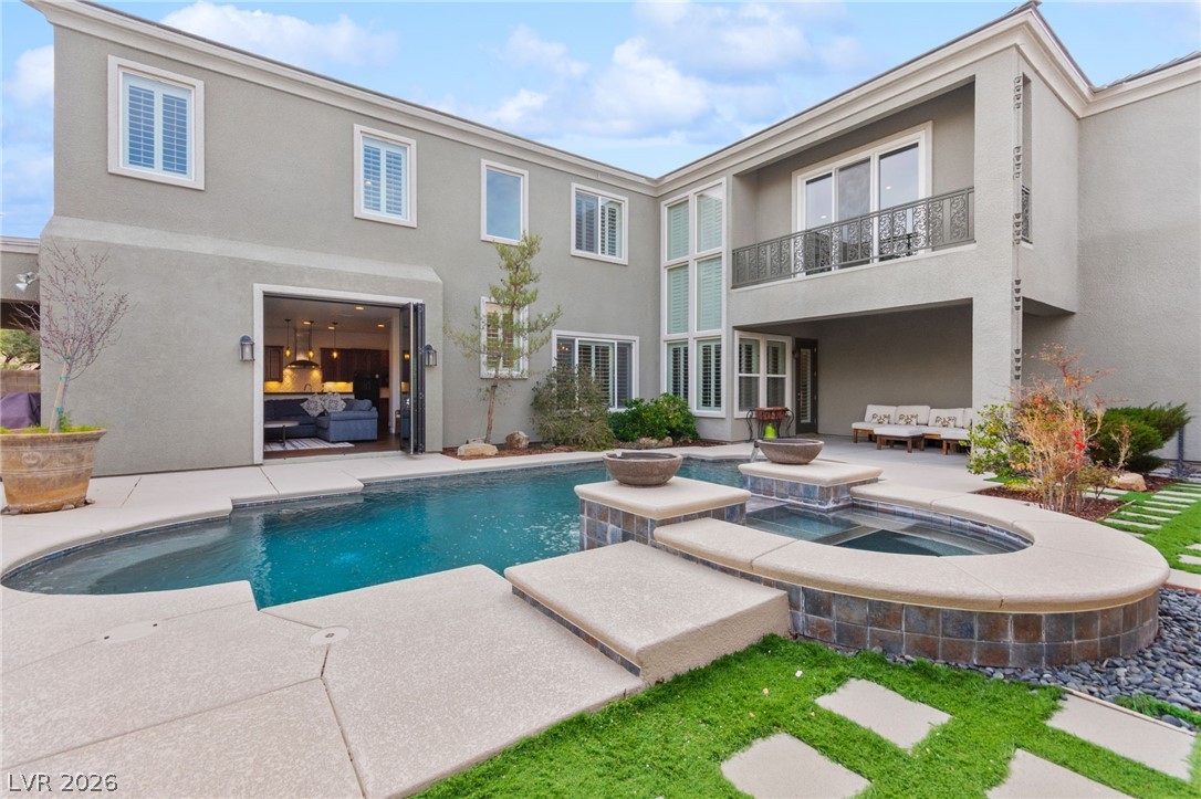 2524 Dornoch Lane