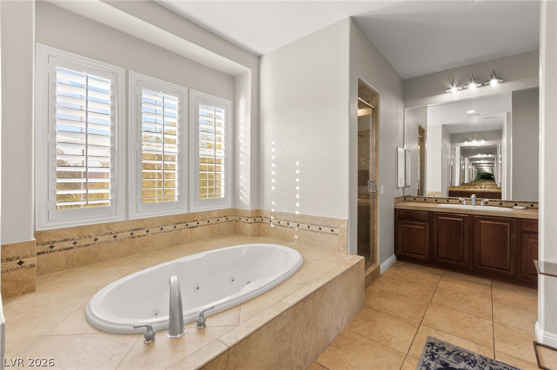 2524 Dornoch Lane
