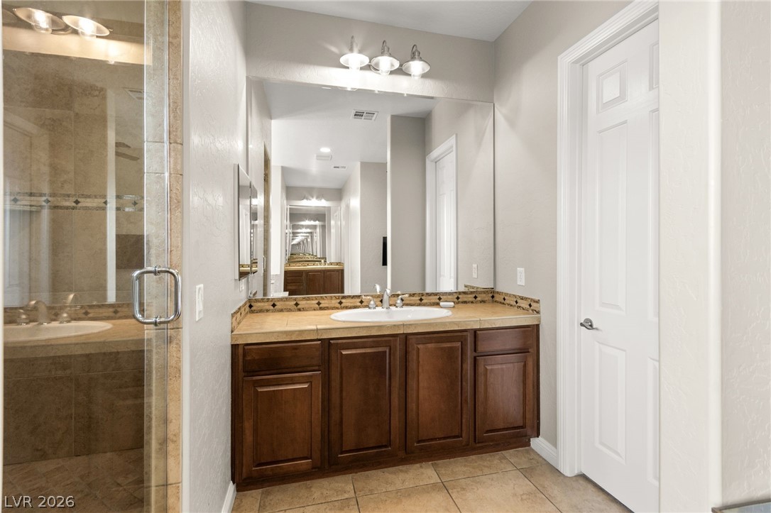 2524 Dornoch Lane