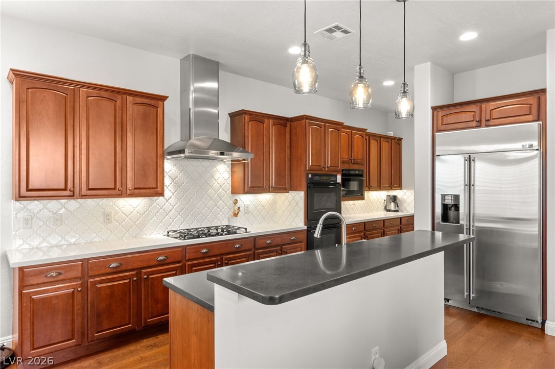 2524 Dornoch Lane