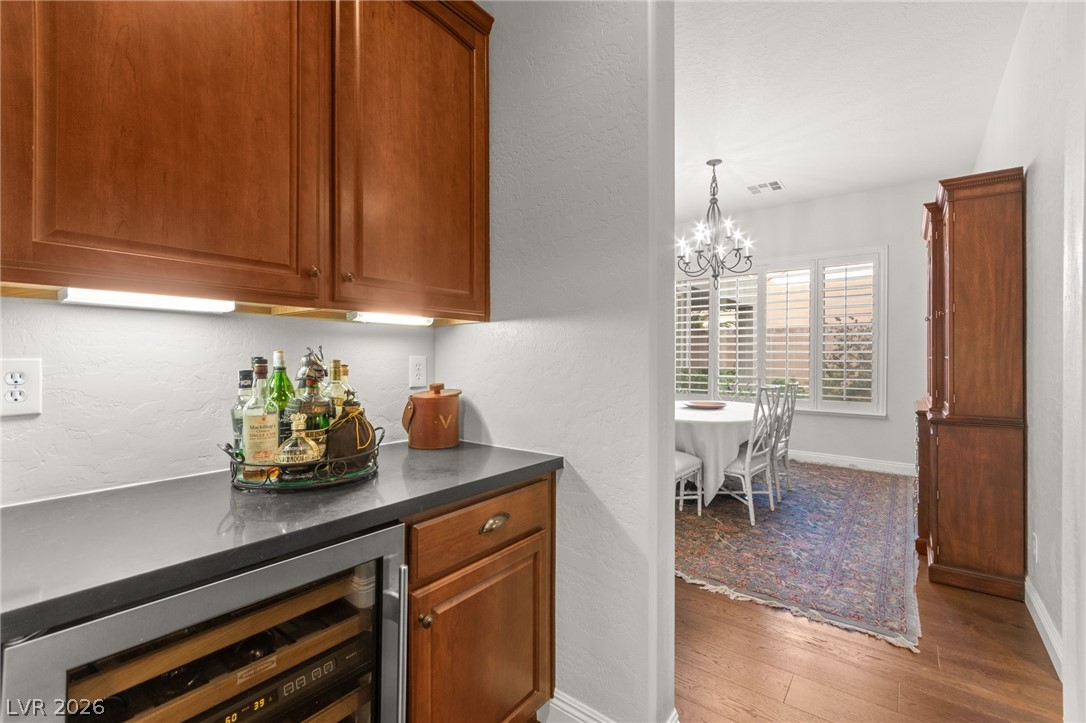 2524 Dornoch Lane