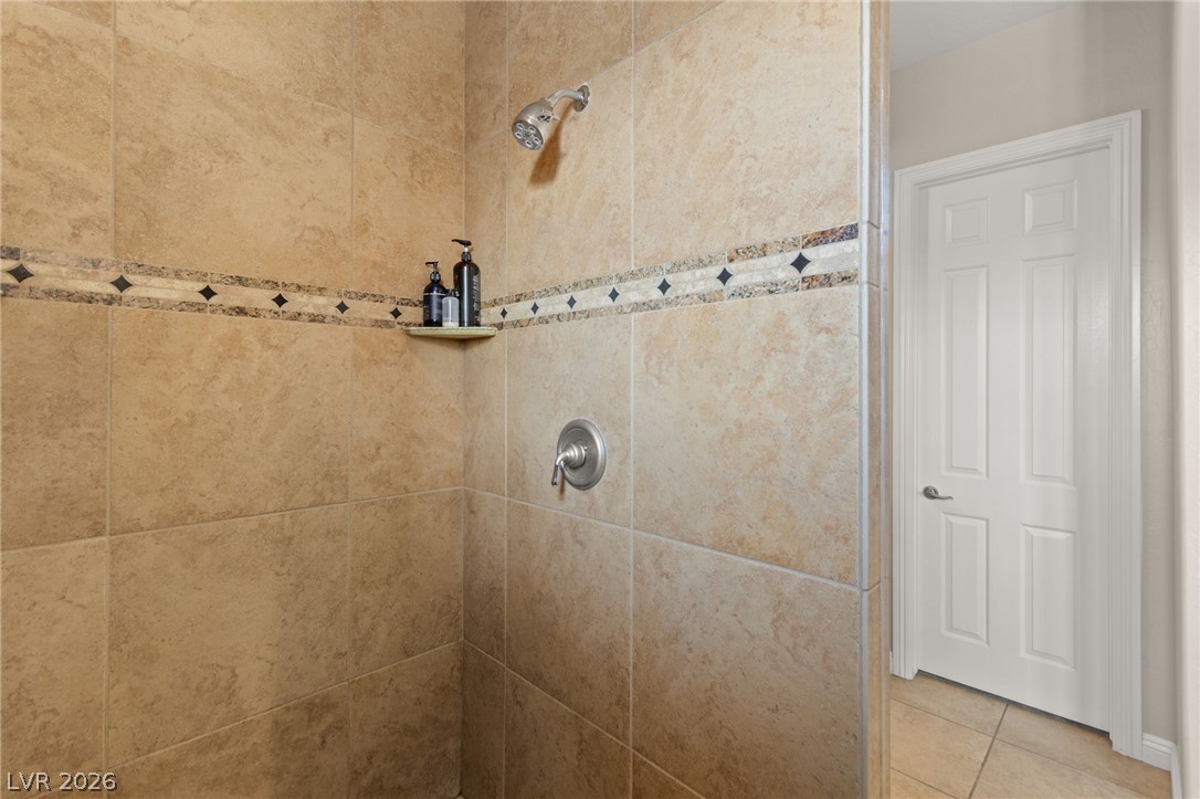 2524 Dornoch Lane