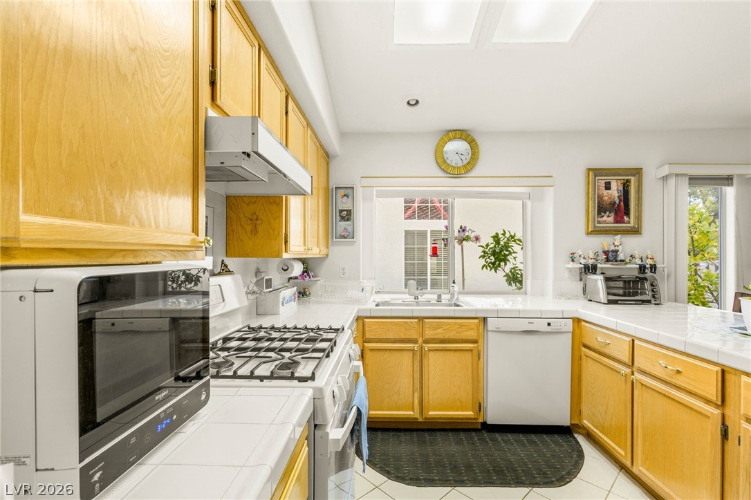 1920 Scenic Sunrise Drive