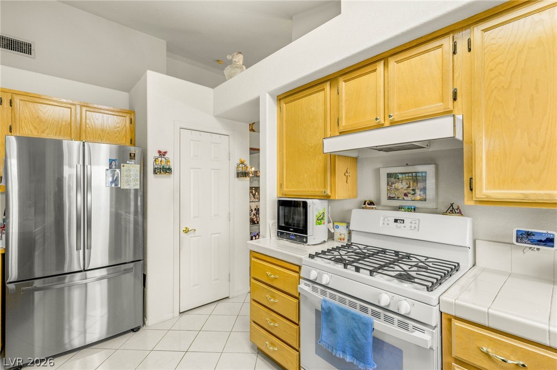 1920 Scenic Sunrise Drive