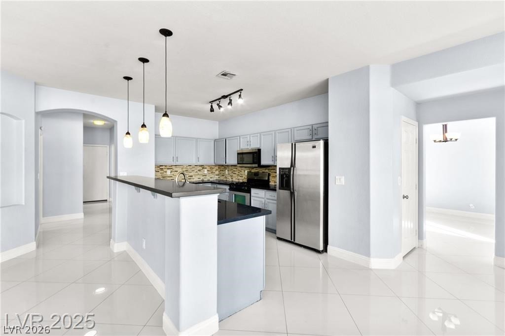 8104 Villa Finestra Drive