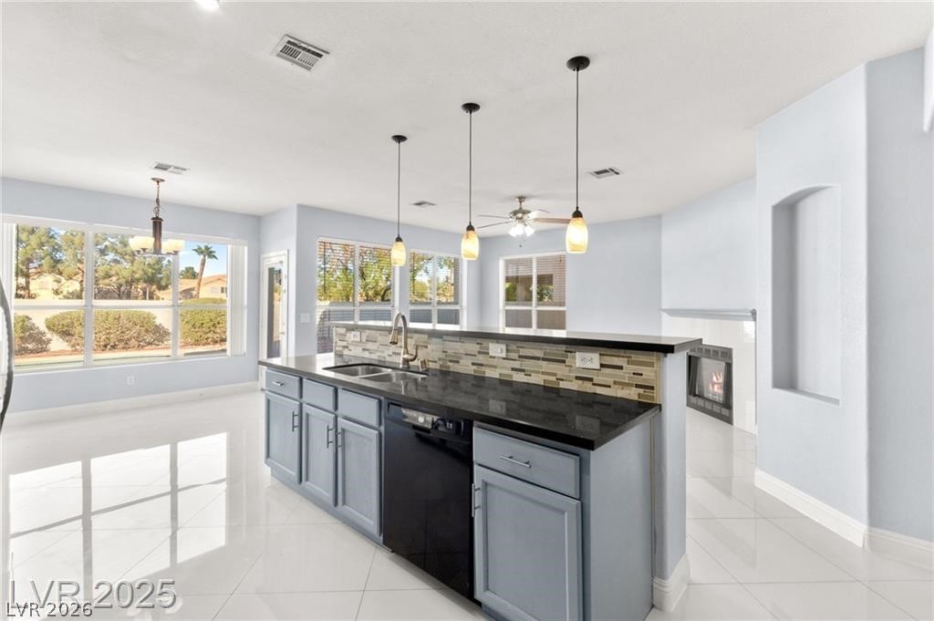 8104 Villa Finestra Drive