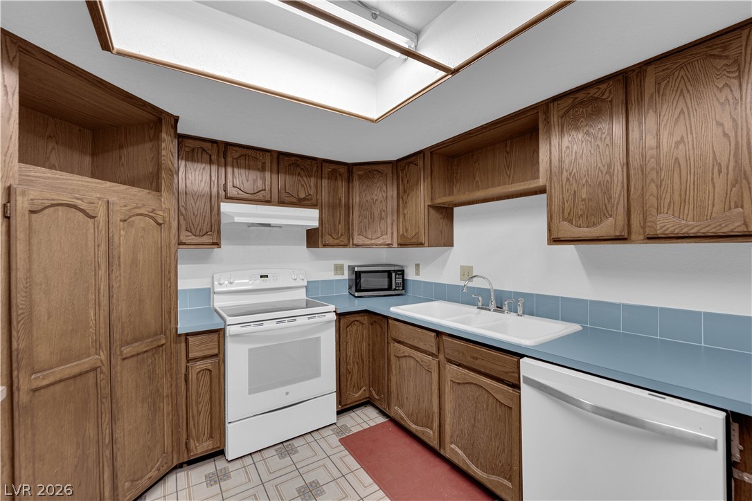 6650 Desperado Street