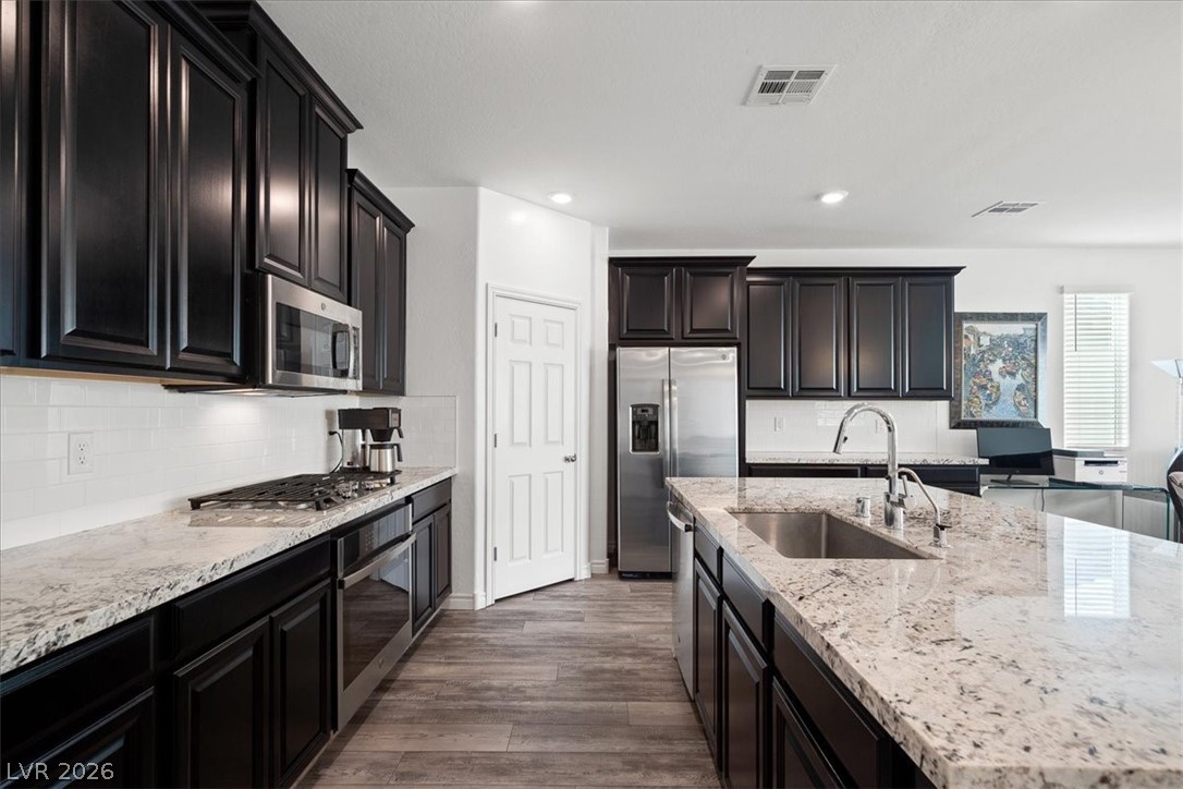 4368 Wonderful Life Street