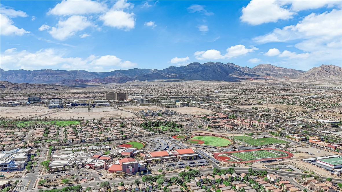 9808 Dusty Winds Avenue