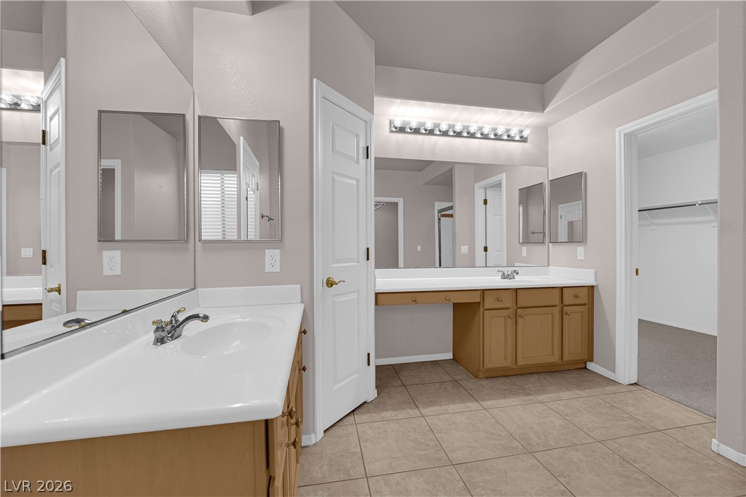 9808 Dusty Winds Avenue