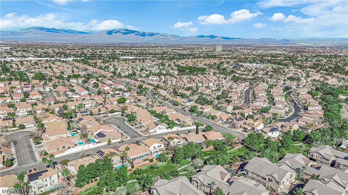 9808 Dusty Winds Avenue