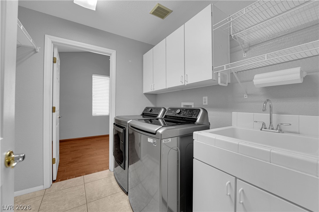 9808 Dusty Winds Avenue