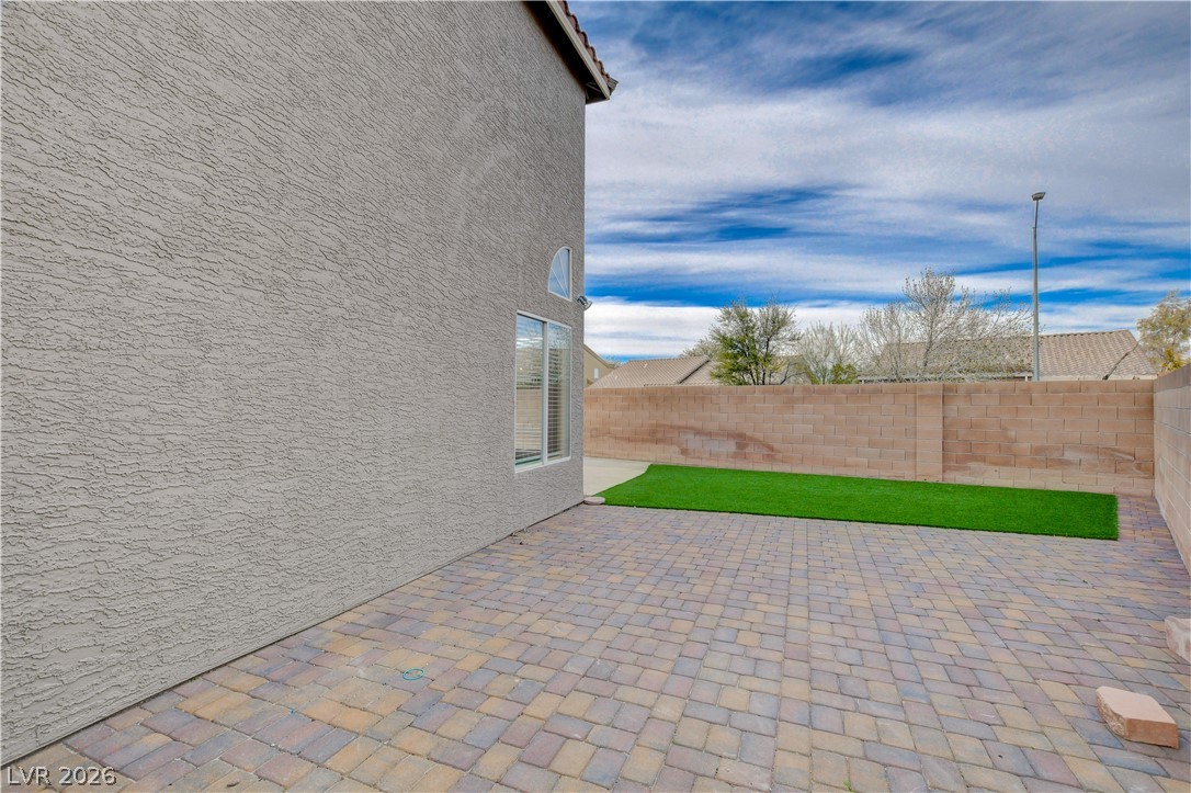 6224 Desert Haven Road