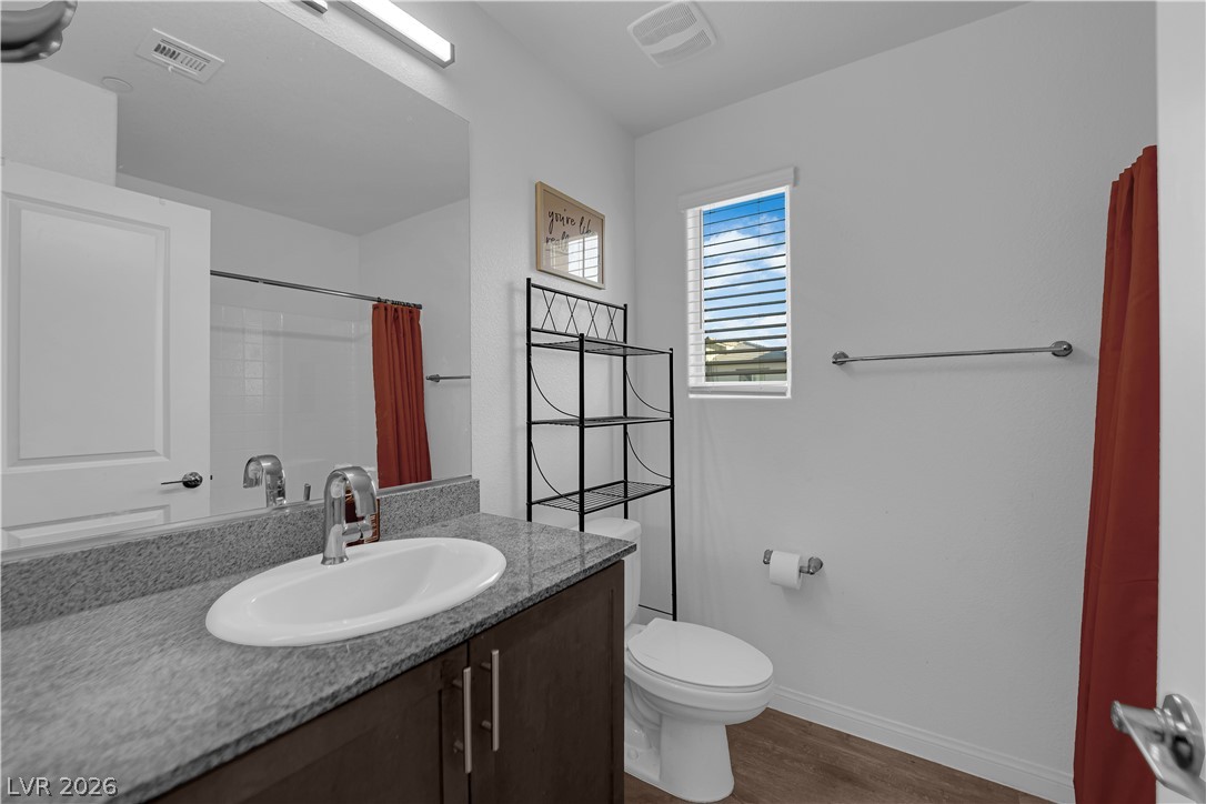 2632 Canary Yellow Court