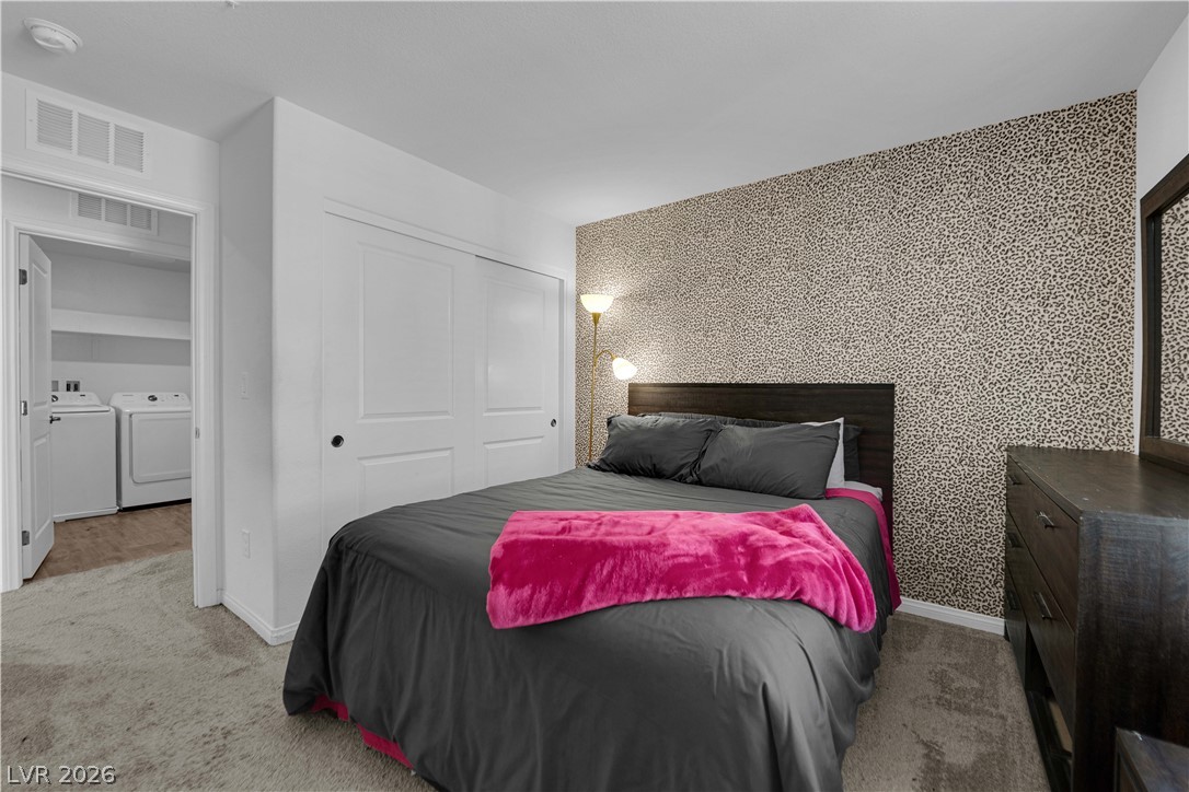 2632 Canary Yellow Court