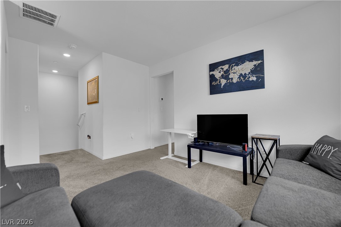 2632 Canary Yellow Court