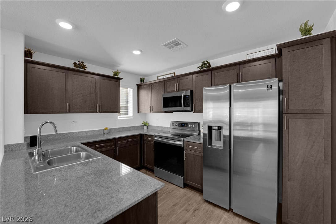 2632 Canary Yellow Court