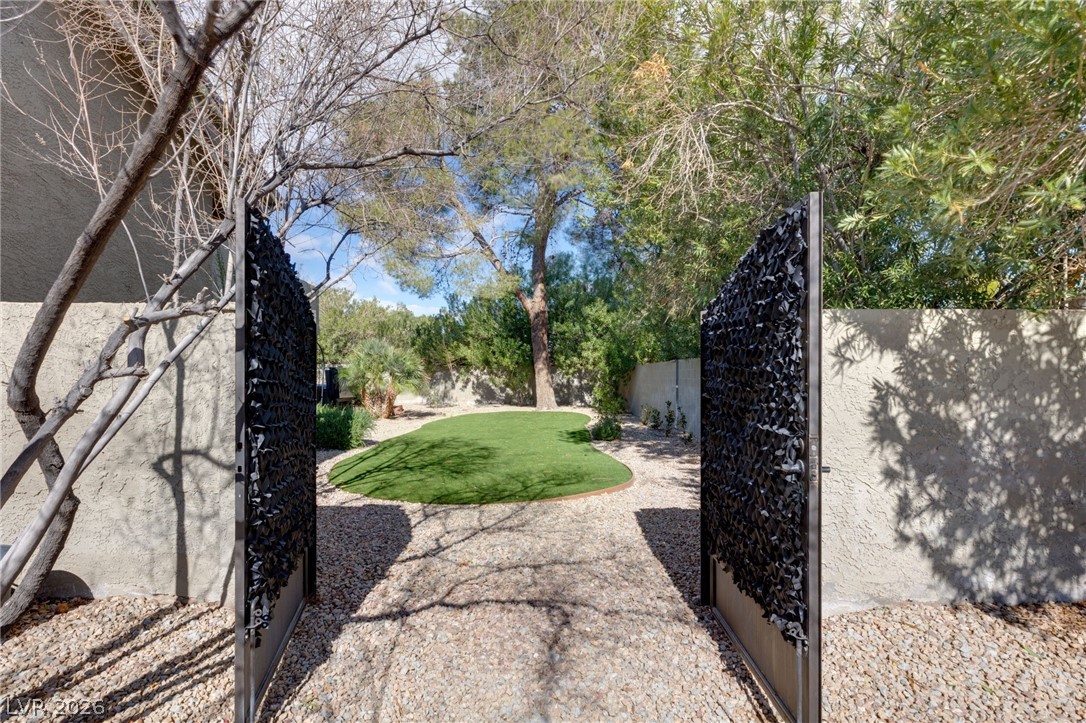 3108 Shadowridge Avenue