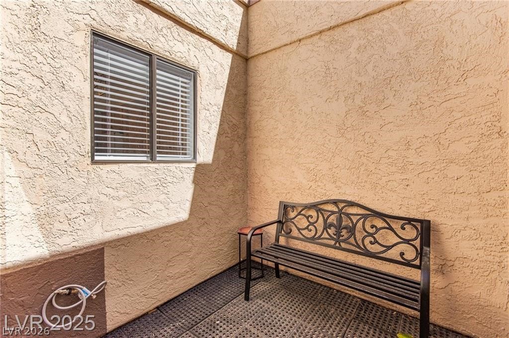 1865 Arbol Verde Way