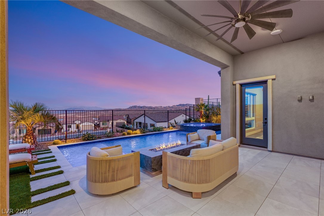 36 Thorn Creek Street