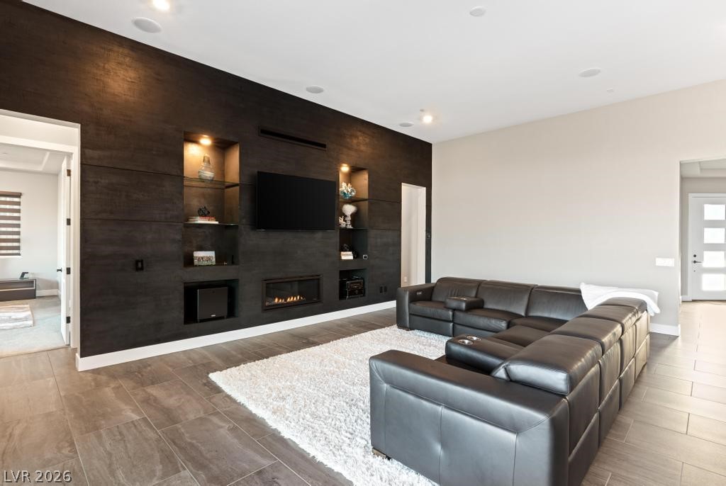 36 Thorn Creek Street