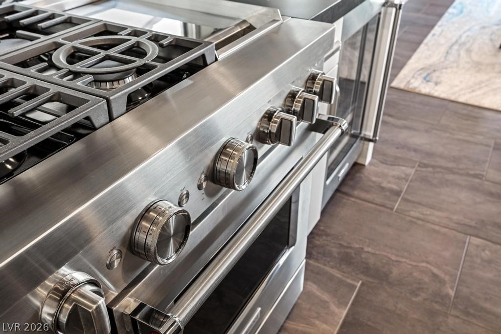 36 Thorn Creek Street