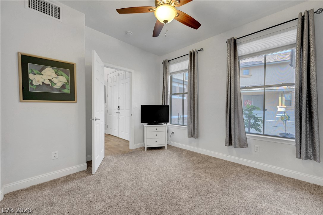 5627 Wedgefield Street