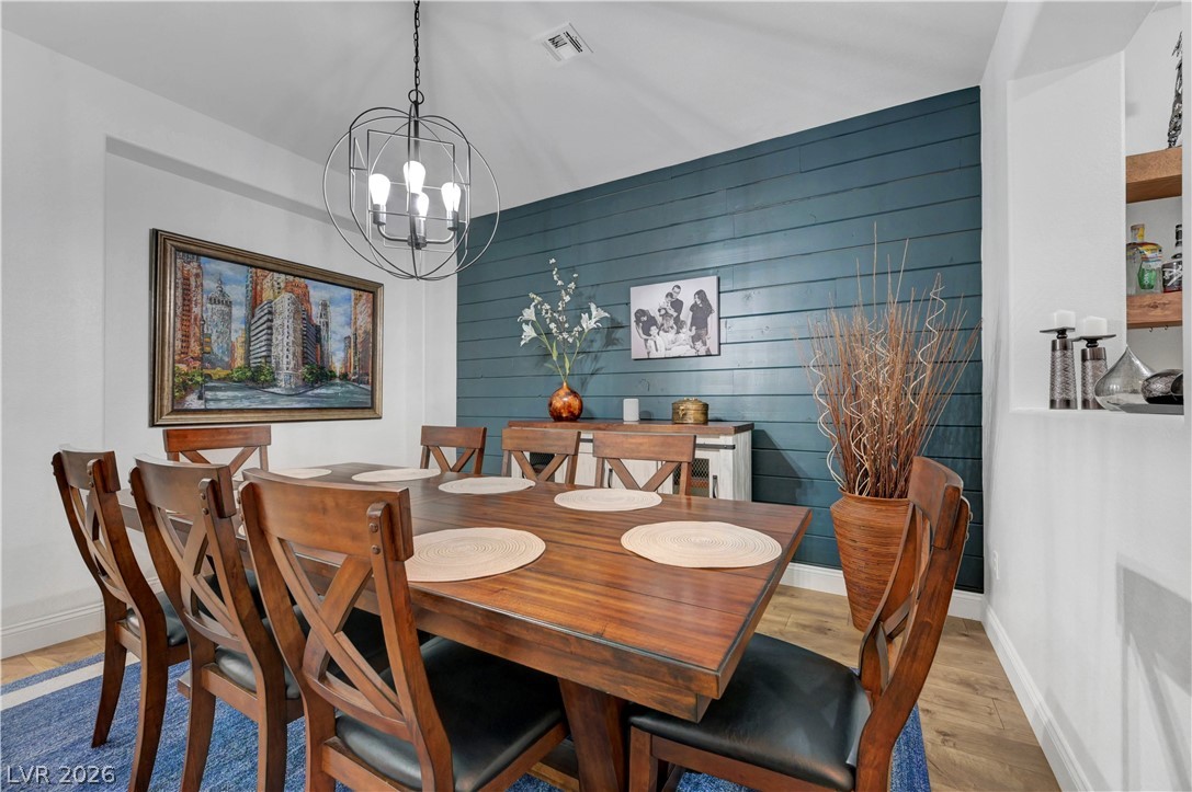 5627 Wedgefield Street