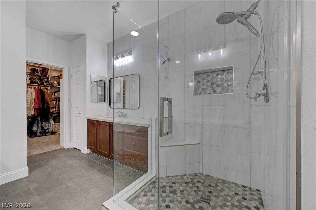 5627 Wedgefield Street