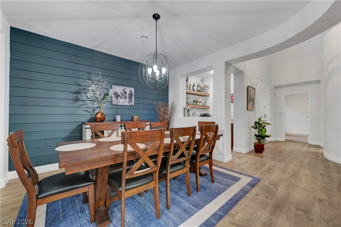 5627 Wedgefield Street