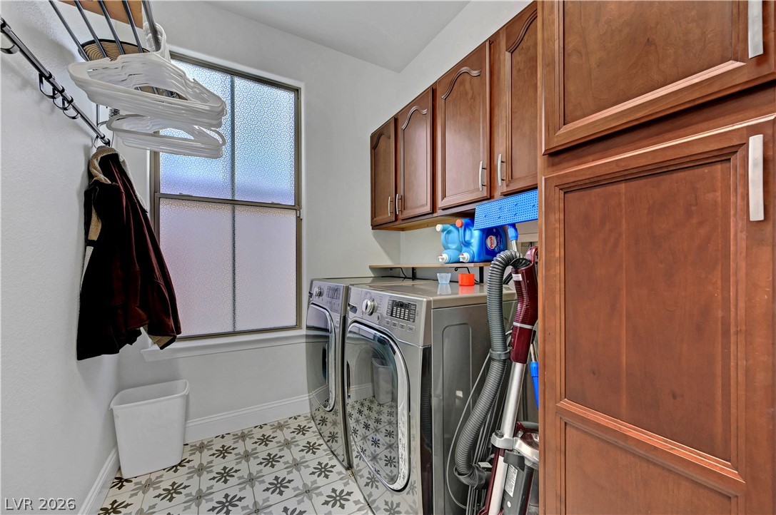 5627 Wedgefield Street