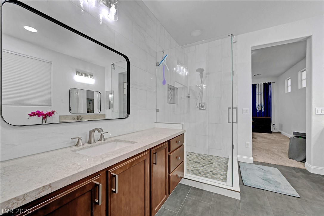 5627 Wedgefield Street