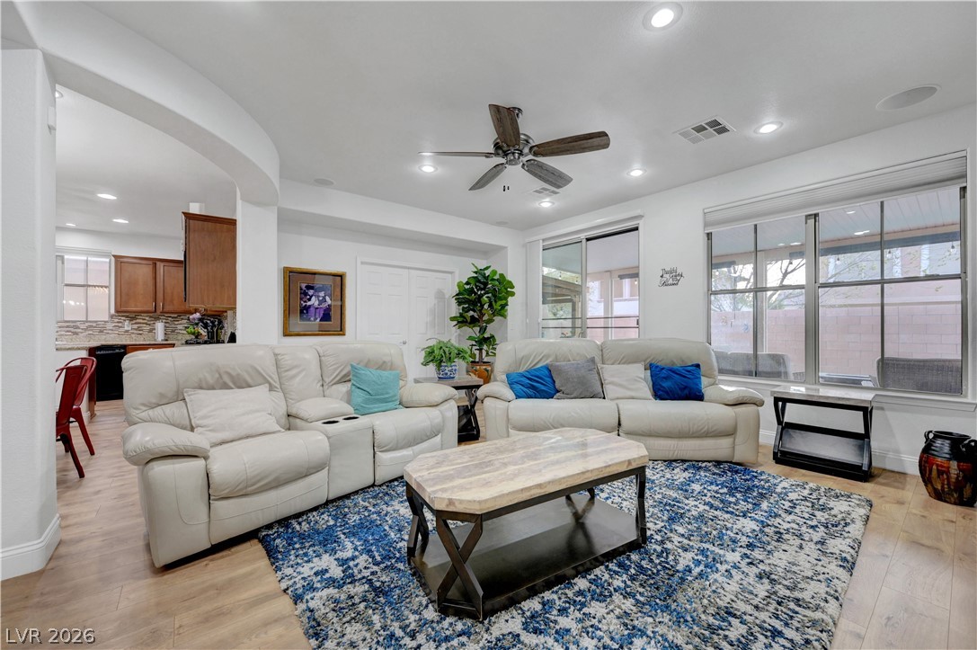 5627 Wedgefield Street