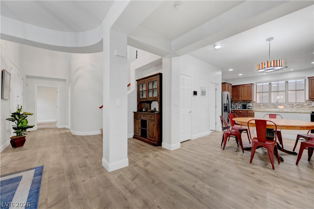 5627 Wedgefield Street