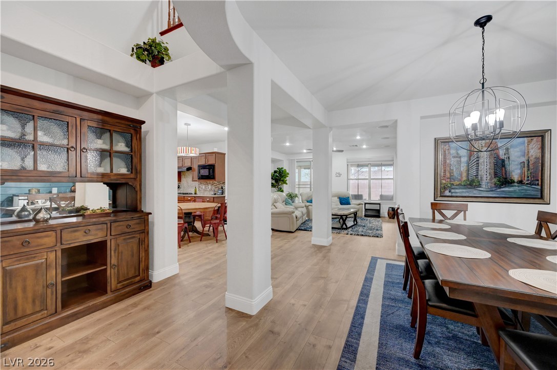 5627 Wedgefield Street