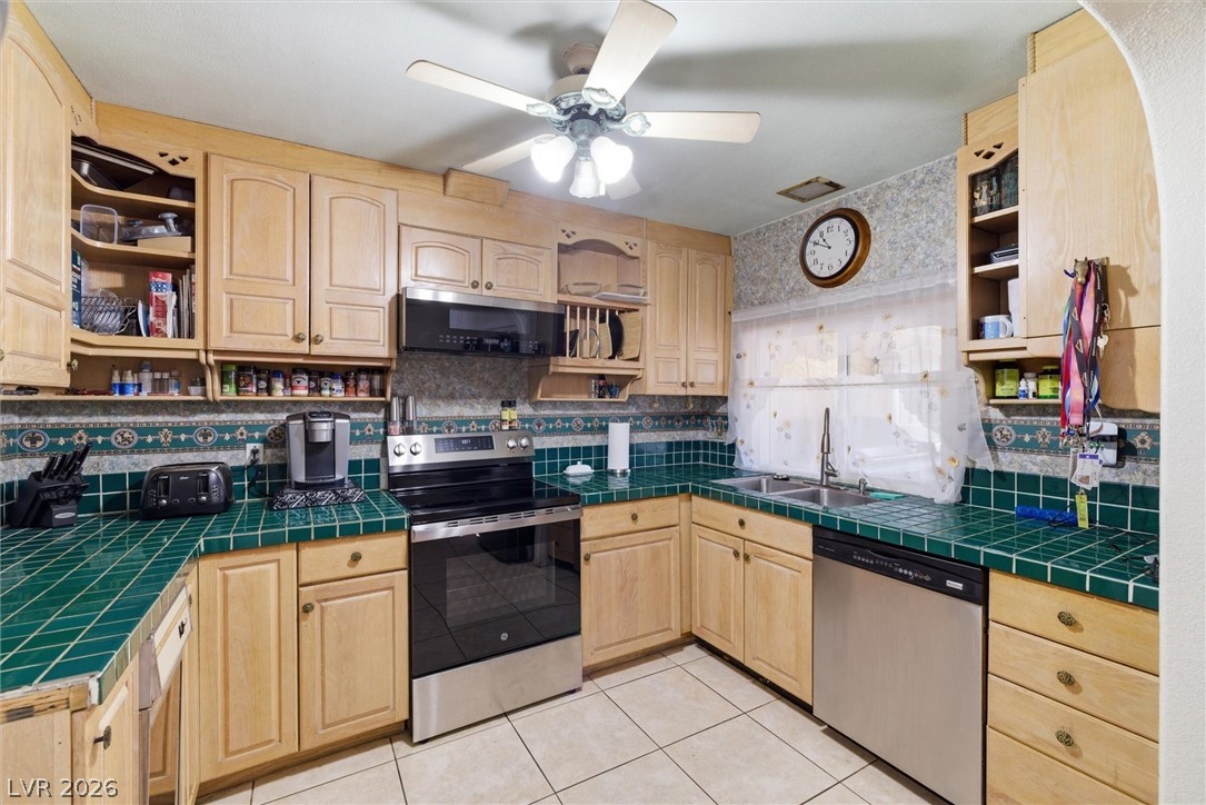 5440 Escondido Street