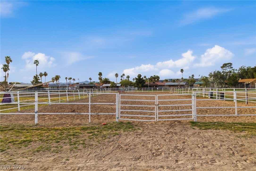 5440 Escondido Street