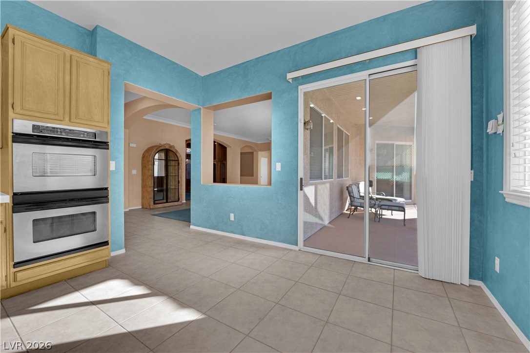 745 Diamond Bend Avenue