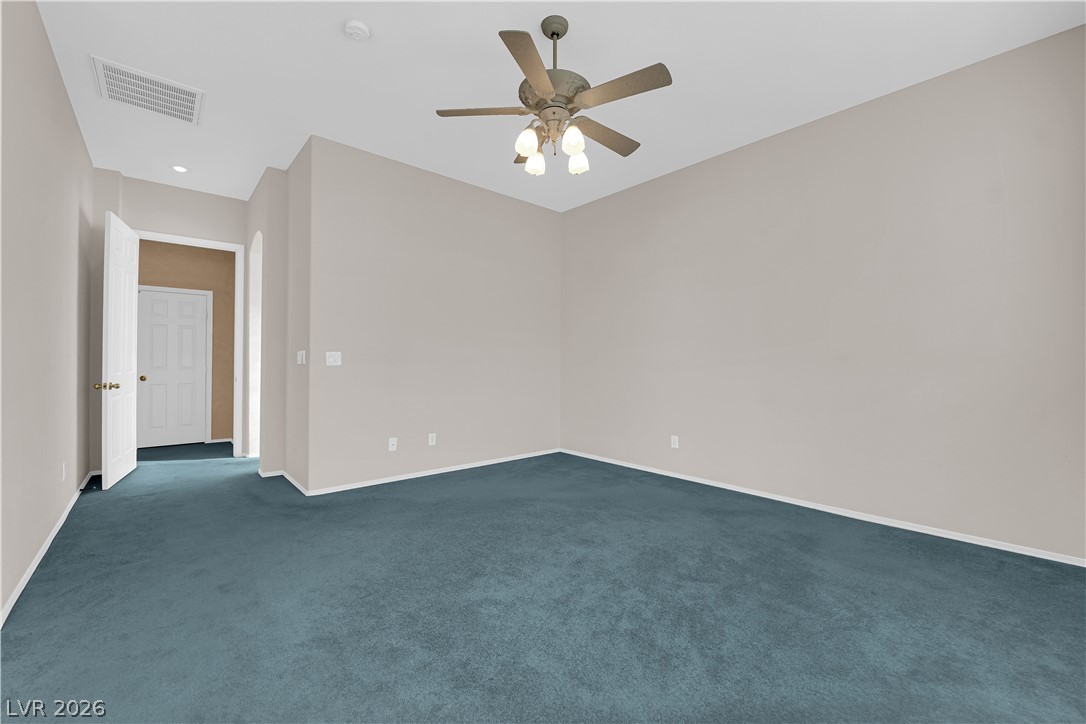 745 Diamond Bend Avenue